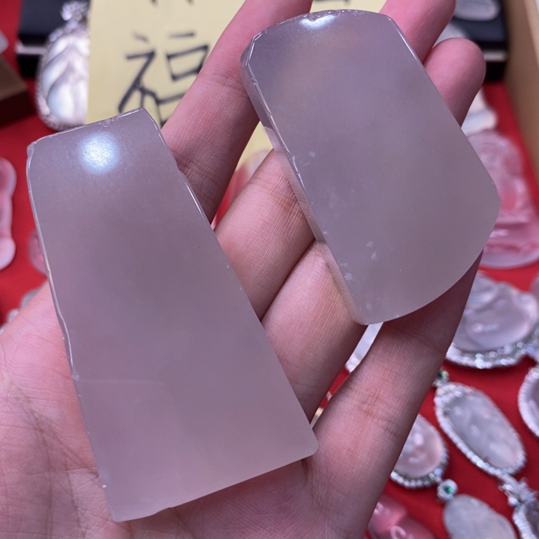未镶嵌原石随机发一石英质玉