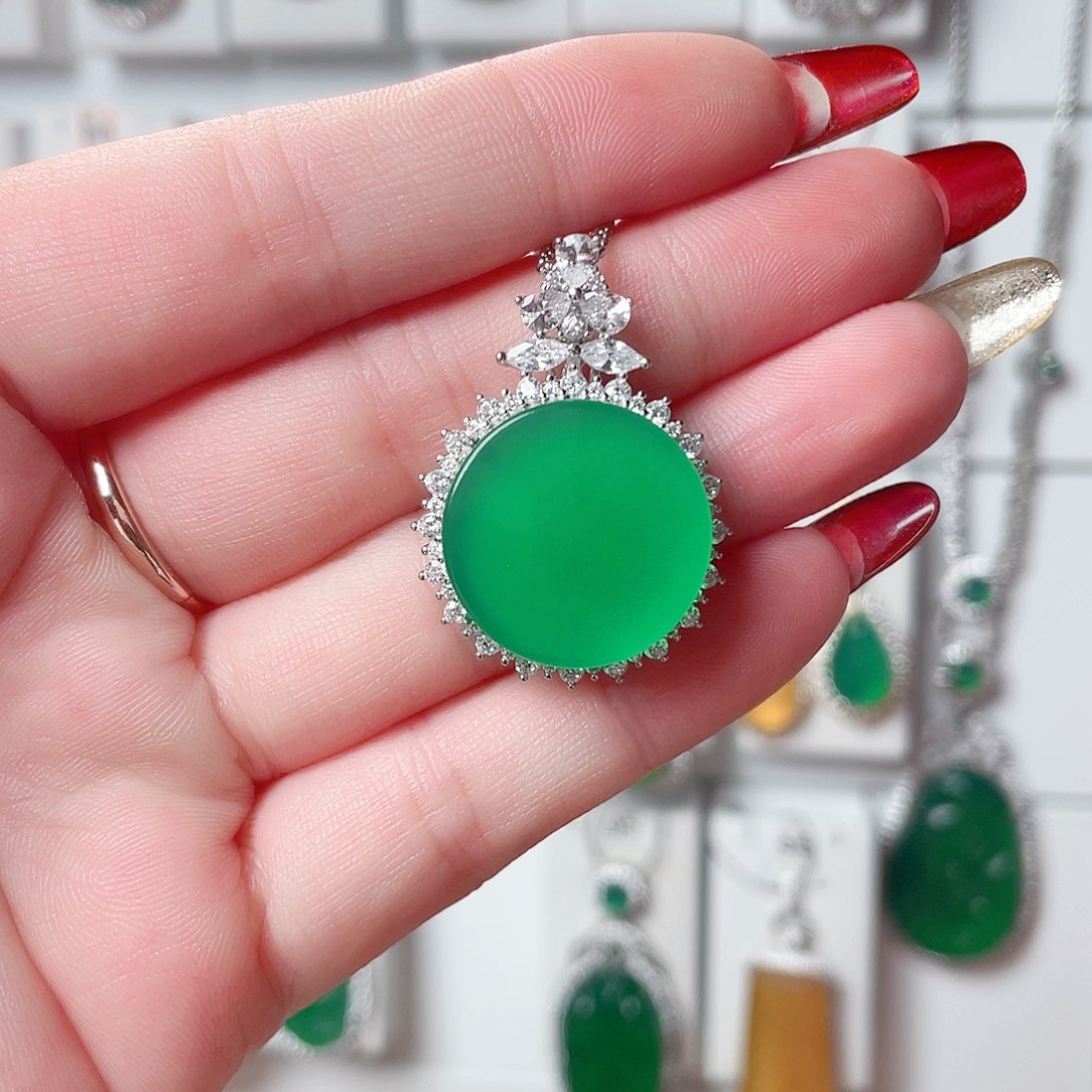 玛瑙/玉髓吊坠(赠链)银S925镶嵌