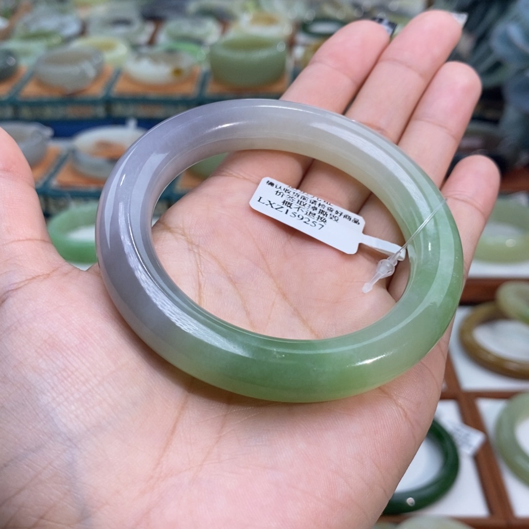 和田玉未镶嵌手镯和田玉紫翠三色5455