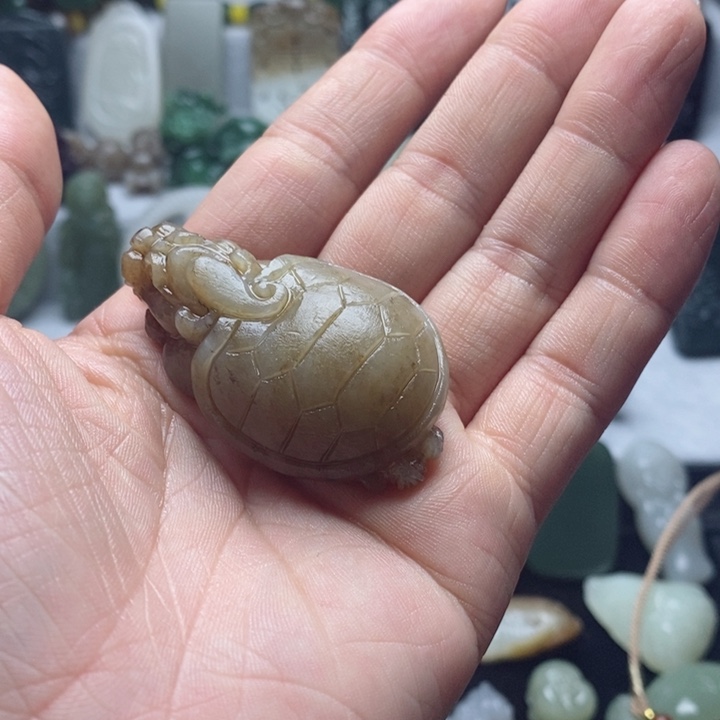 和田玉吊坠未镶嵌