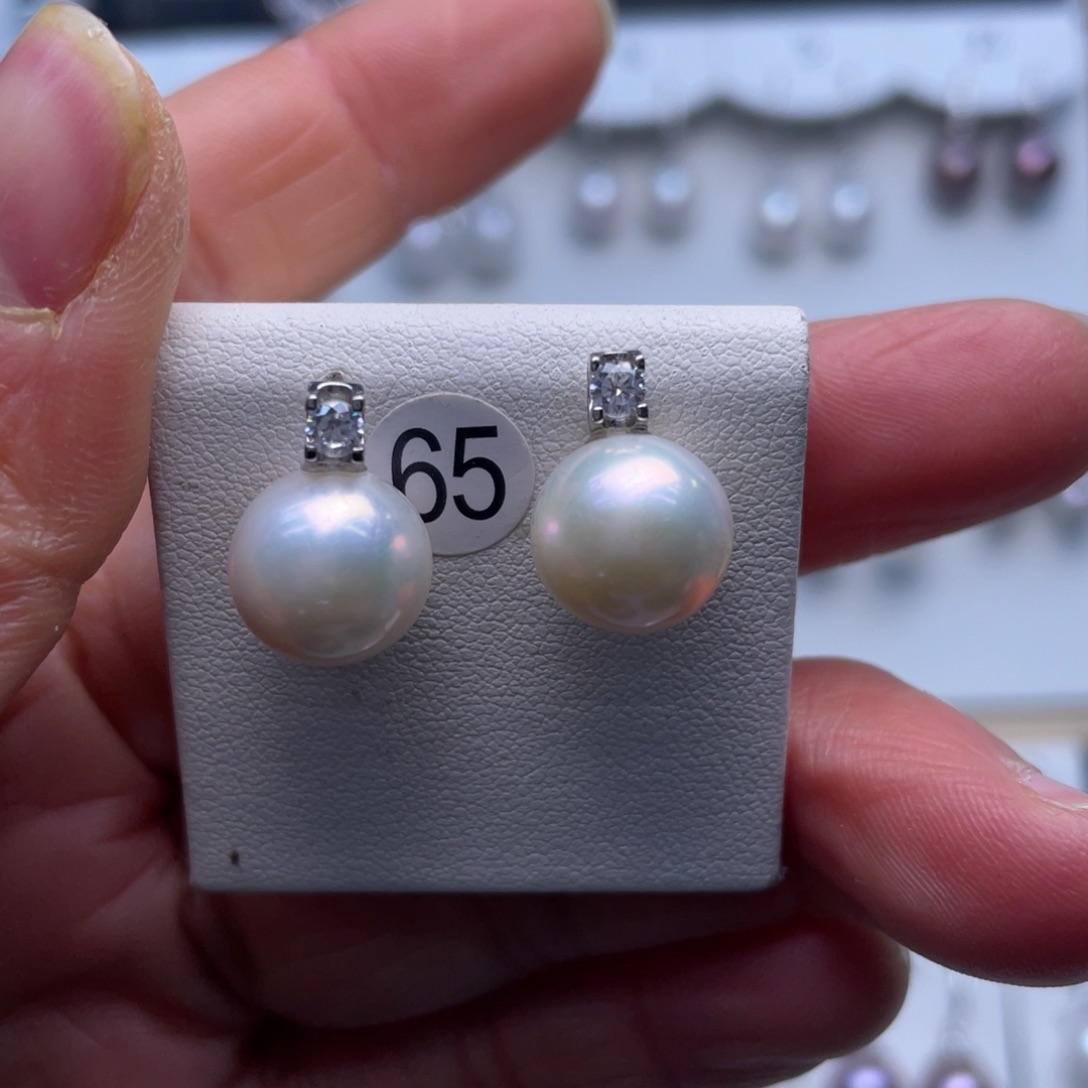 银S925镶嵌淡水珍珠耳饰
