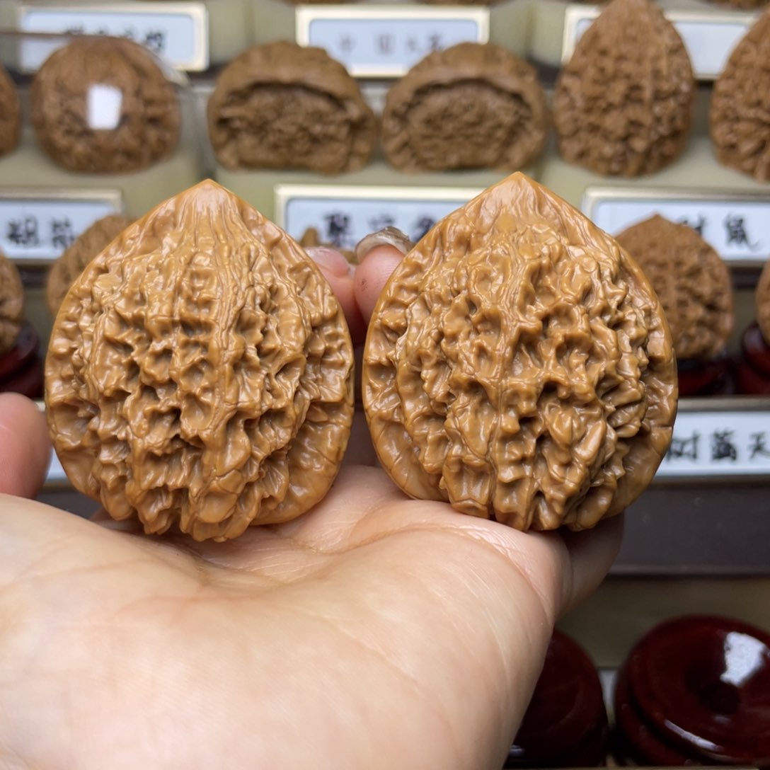 文玩核桃把件官帽43左右