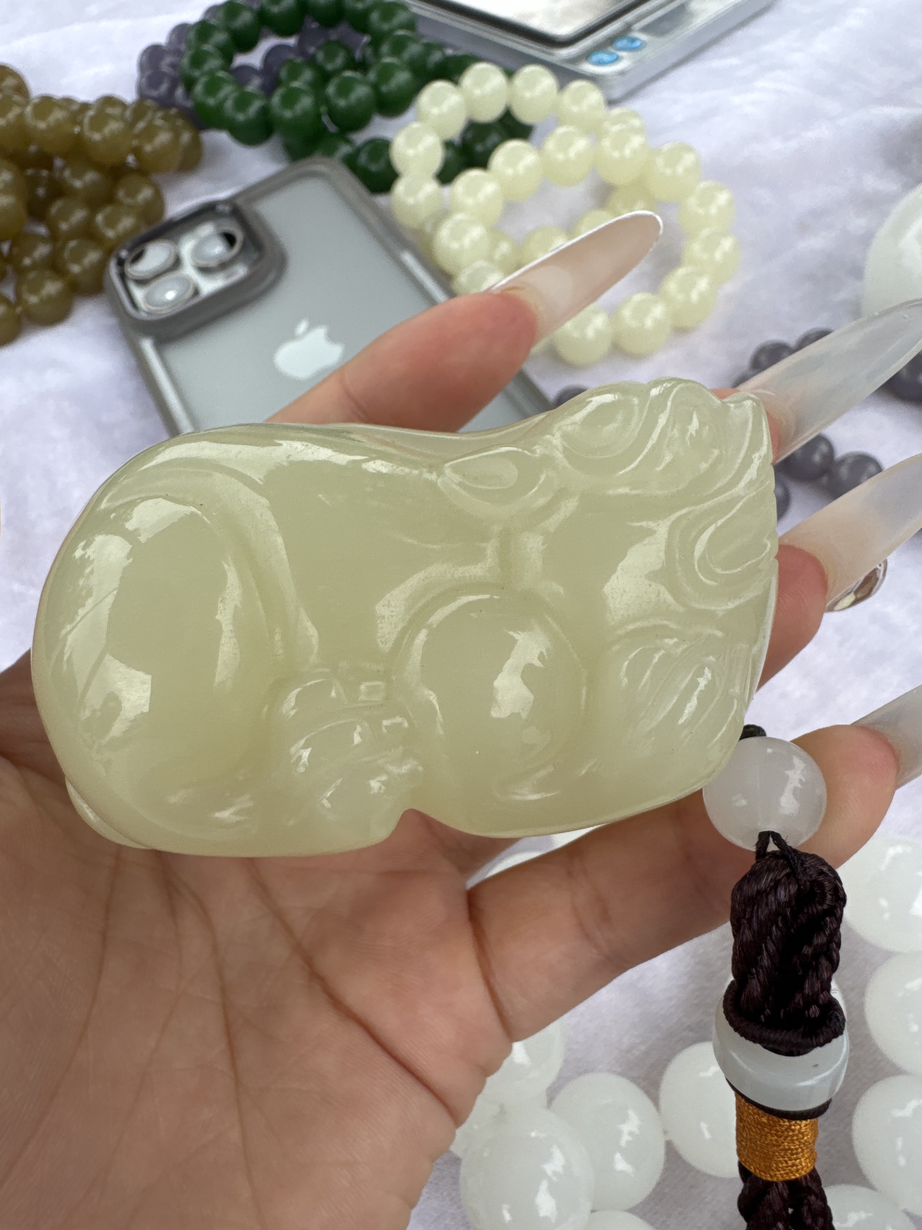 高端精品貔貅手把件黄
