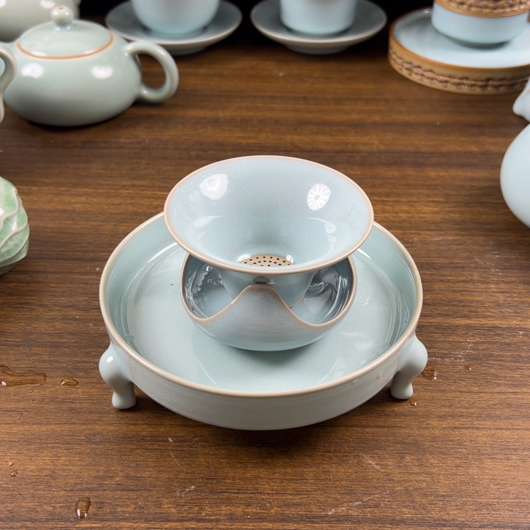 瓷摆件天青釉水斗笠茶漏