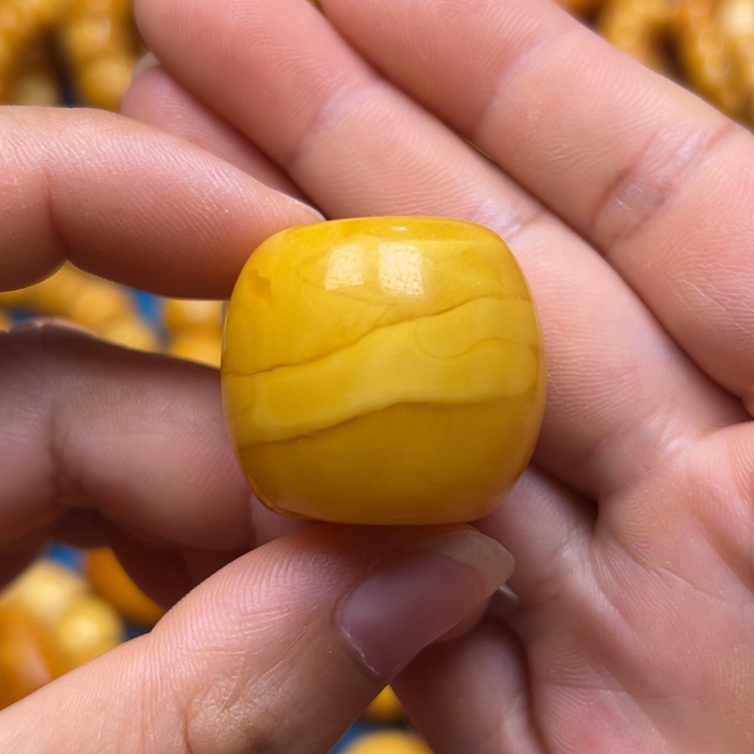 未镶嵌吊坠(不含链)琥珀