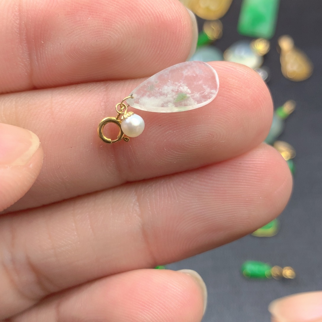 【闪购商品】颈饰18K金镶嵌翡翠翡翠