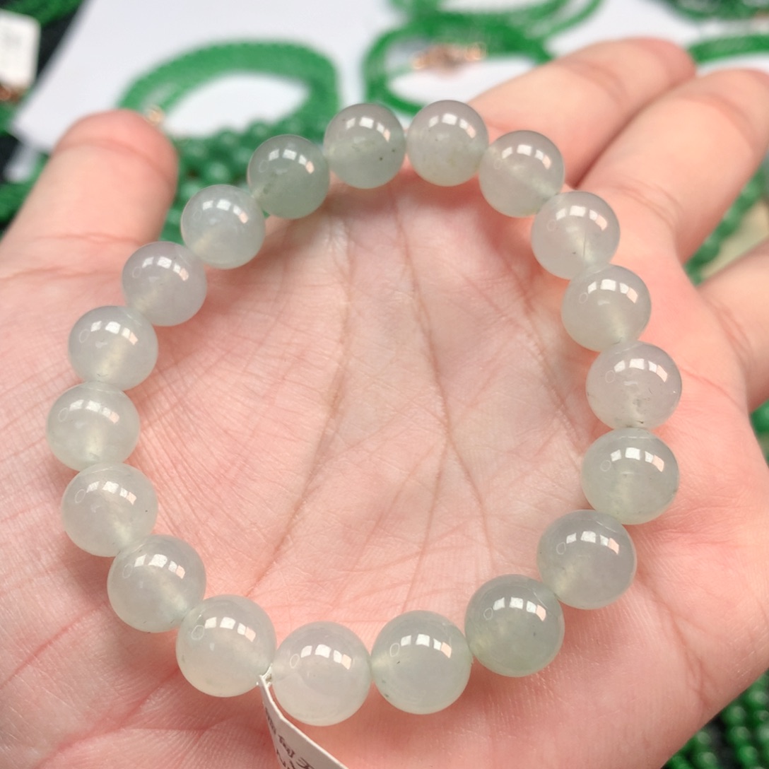 翡翠手链未镶嵌翡翠