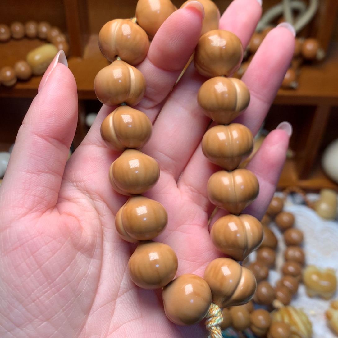 猴头核桃吊坠17高定屁桃手持素