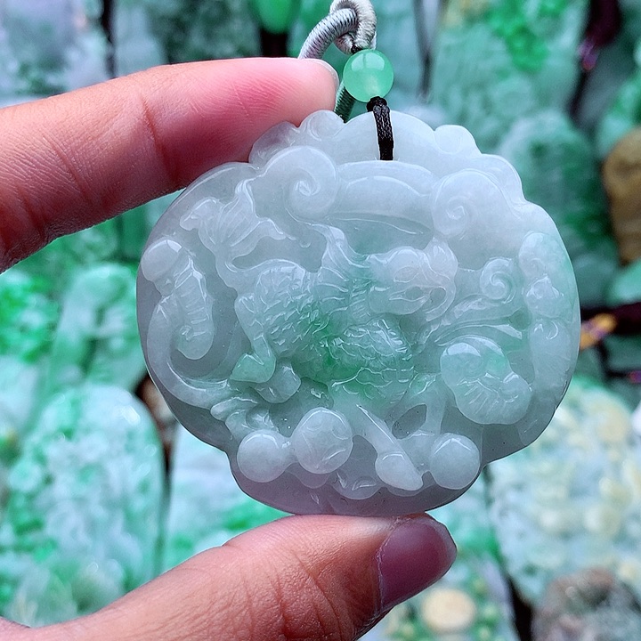 翡翠吊坠(不含链)未镶嵌