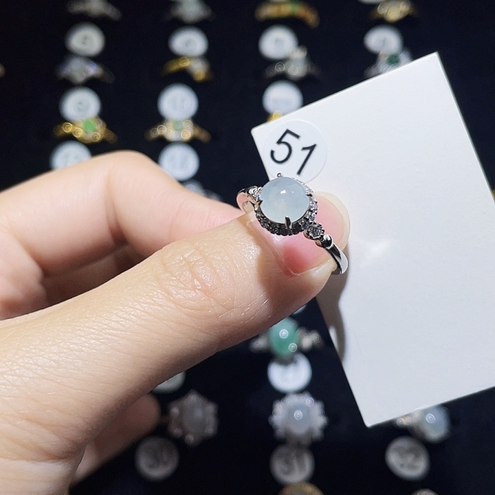 翡翠未镶嵌戒指戒指