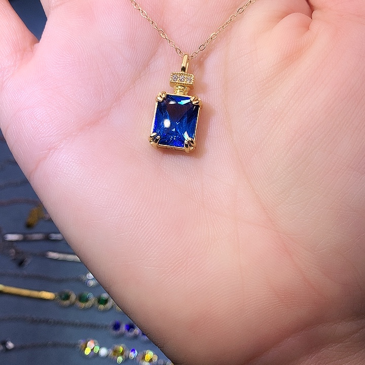 蓝宝石吊坠(赠链)银S925镶嵌