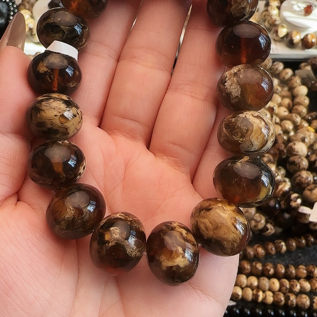 琥珀未镶嵌手链抚顺琥珀