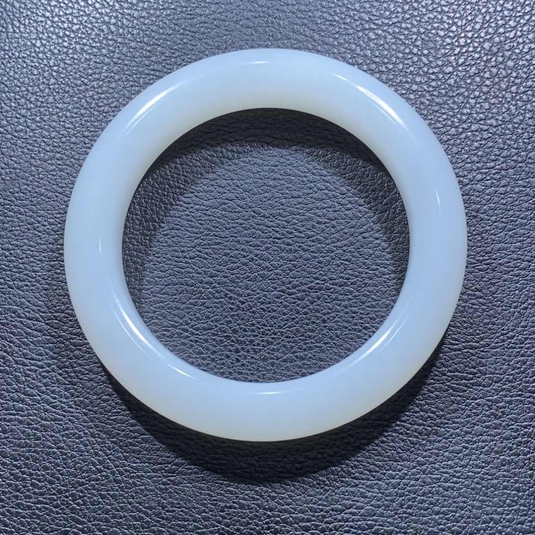 和田玉颈饰未镶嵌啊*