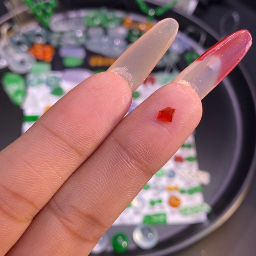 【闪购商品】翡翠挂件未镶嵌切割