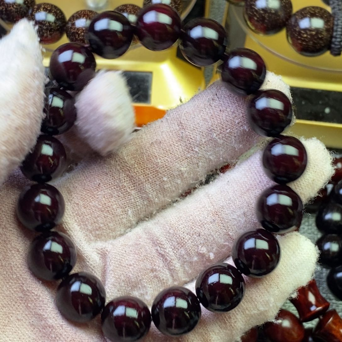 檀香紫檀（小叶紫檀）1.2/17