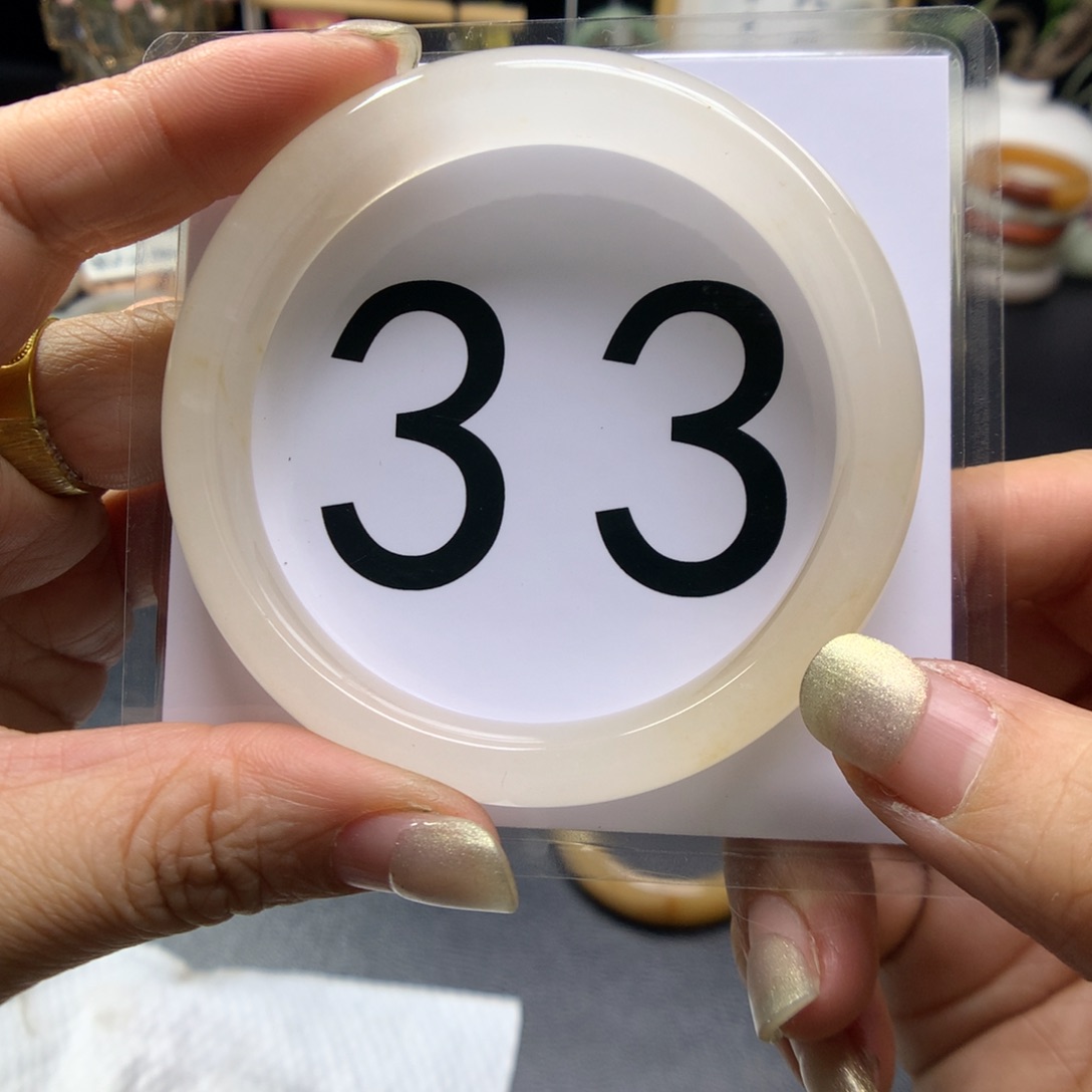 石英质玉手镯未镶嵌o*k