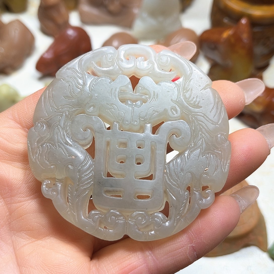 白玉菩提吊坠白玉菩提吊坠