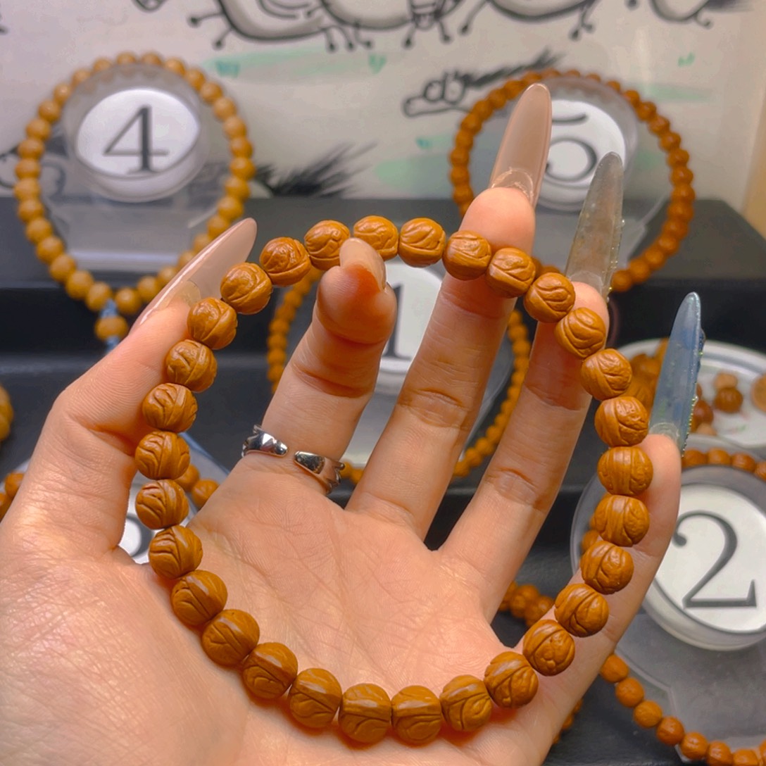 吊坠桃核0.999999999999