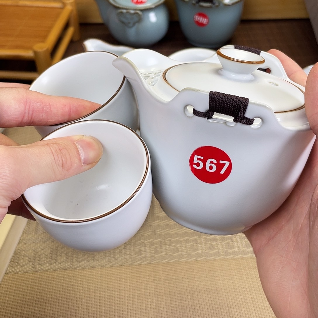 瓷片。。。。。。。。。。。。。