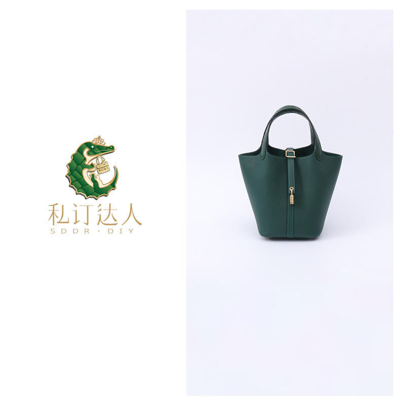 AI.BAGBURRY鳄鱼世家2025春夏新款女士真皮时尚鳄鱼皮篮子女包