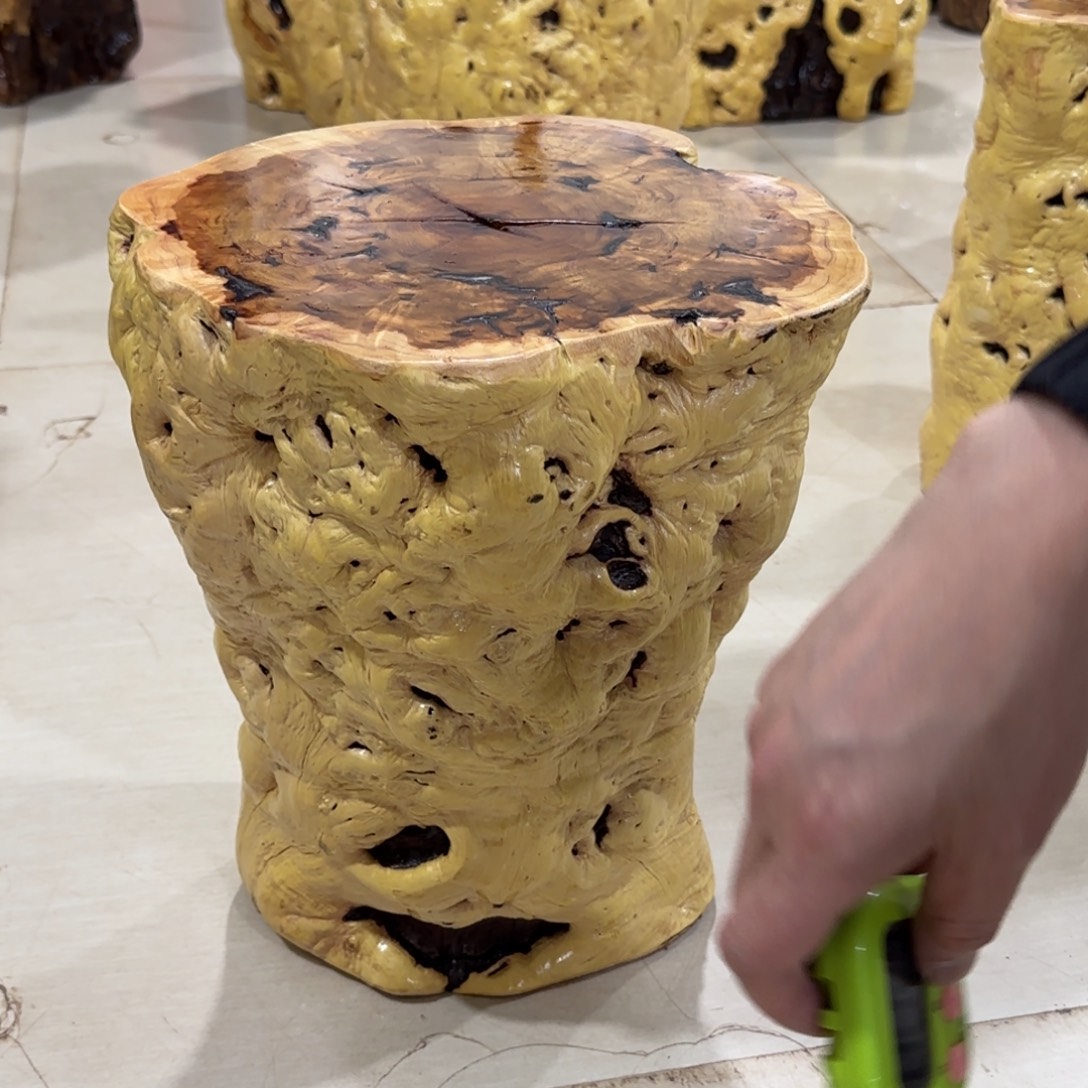 蒙***蛋龙纹鸡心枣木手工艺品 