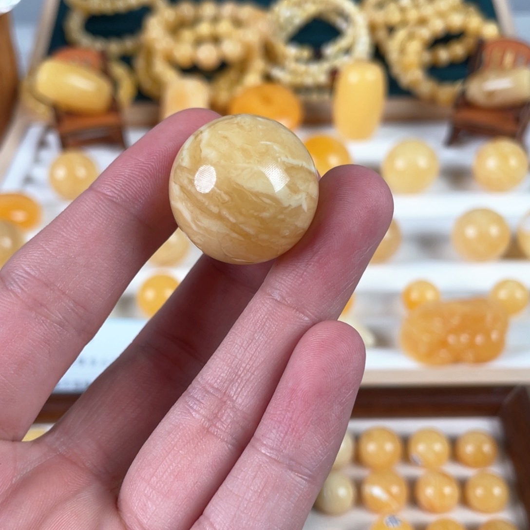 琥珀裸石未镶嵌直径26