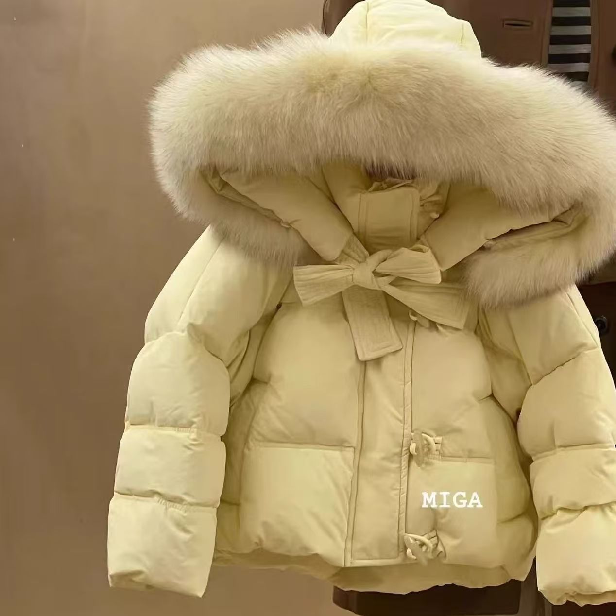 女童棉服冬装2025新款韩版棉袄冬季连帽上衣加厚女宝宝童装外套潮