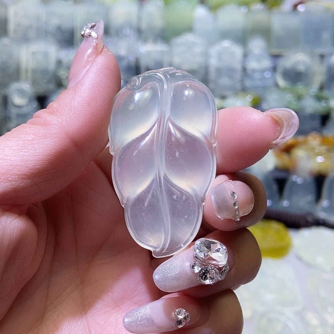 岫玉吊坠未镶嵌吊坠