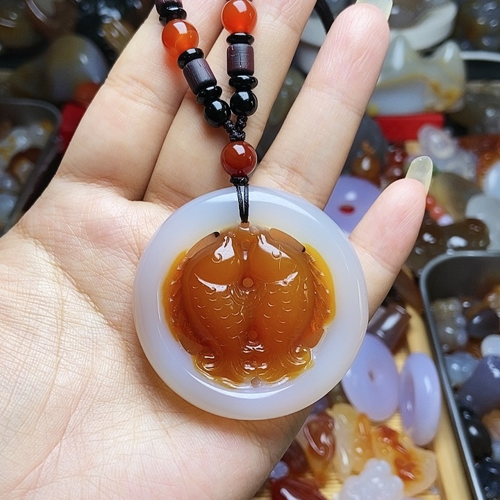 未镶嵌颈饰玛瑙/玉髓