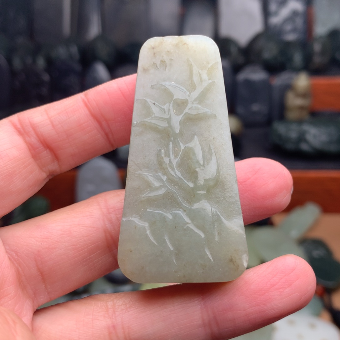 和田玉未镶嵌颈饰挂件09