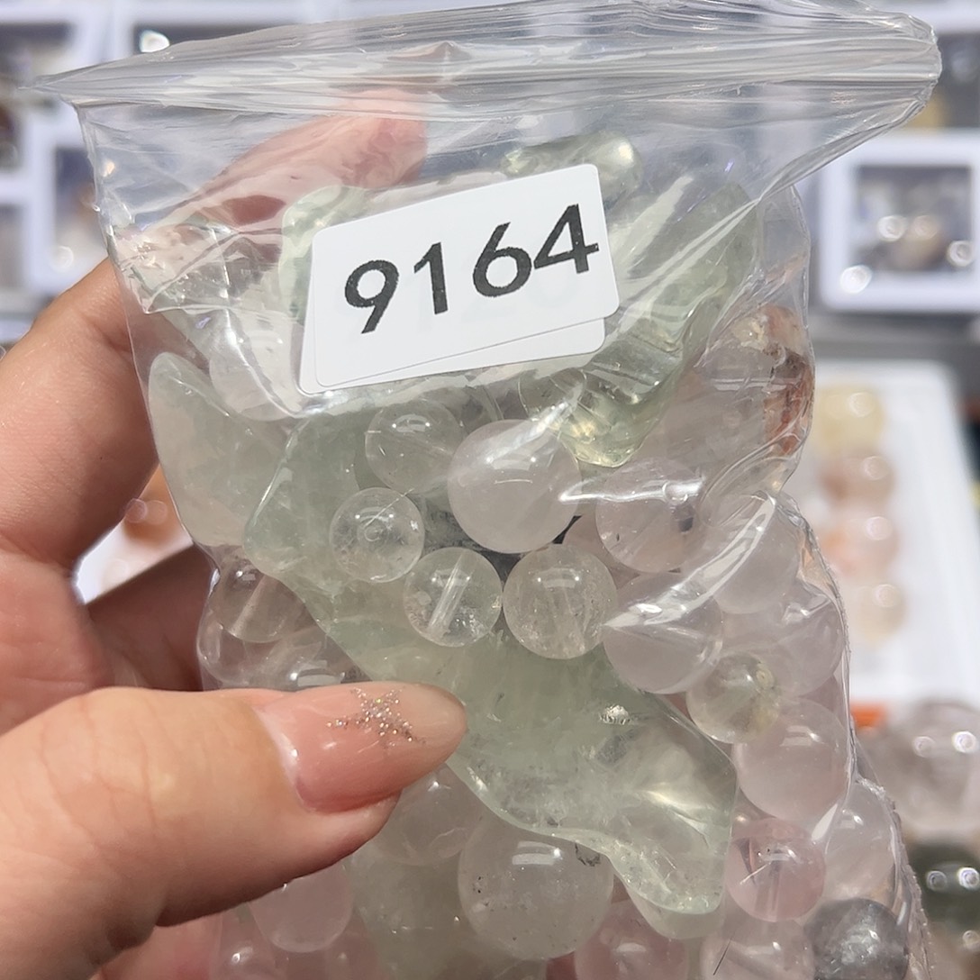 未镶嵌大型摆件（非配饰）水晶