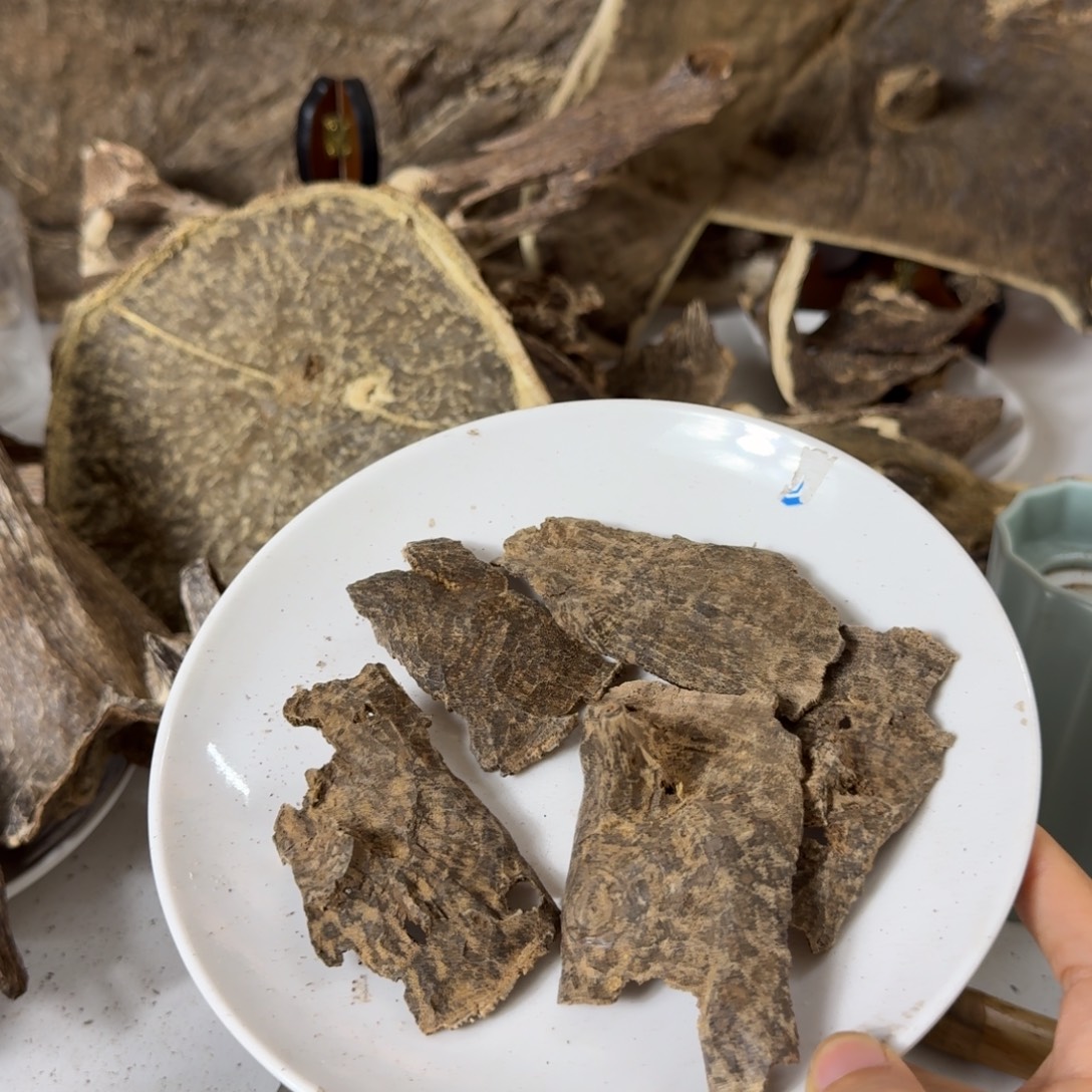 沉香沉香碎屑海南霸王岭老料22克