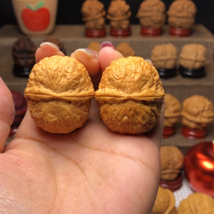 文玩核桃把件13金馒头