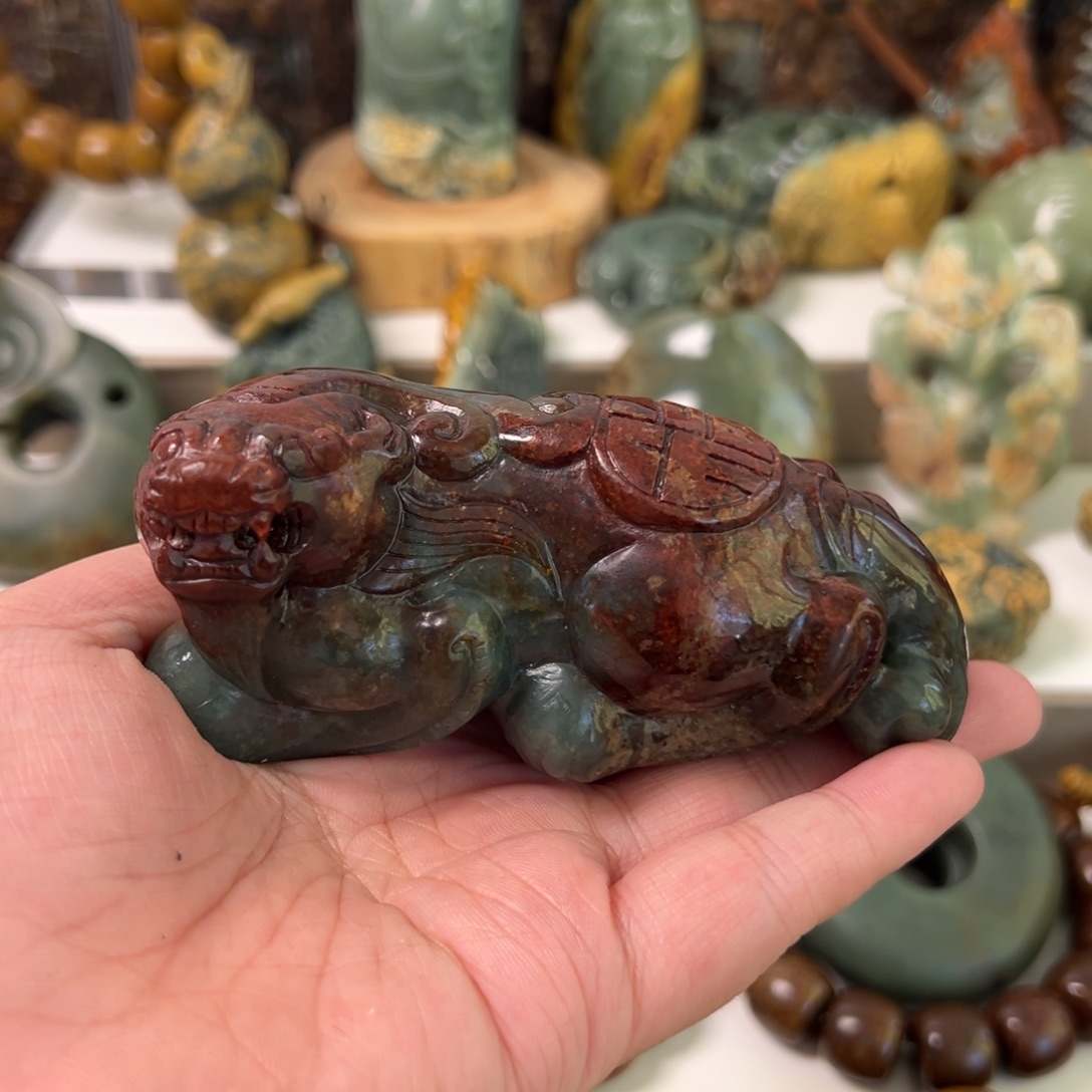 H***u岫岩河磨玉（透闪石质玉）未镶嵌把件