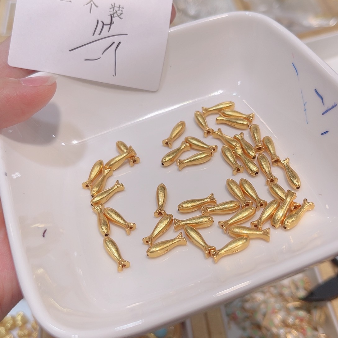无925银4 。