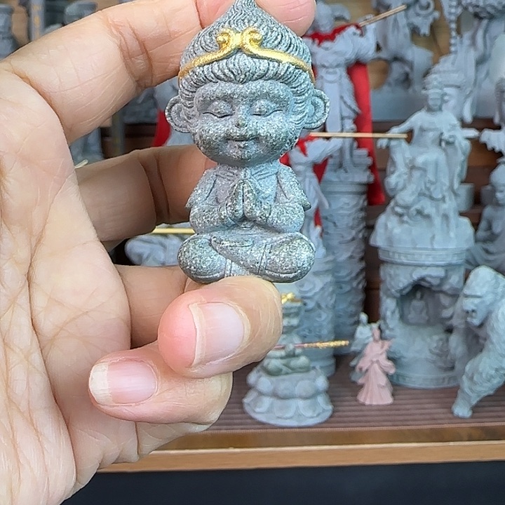 石材金色小悟空0238