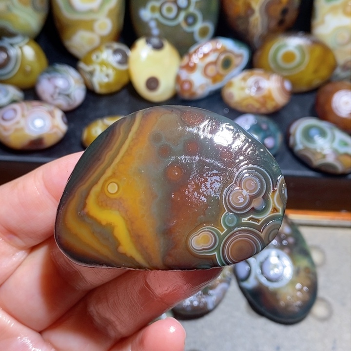 未镶嵌玛瑙/玉髓珠宝半成品22