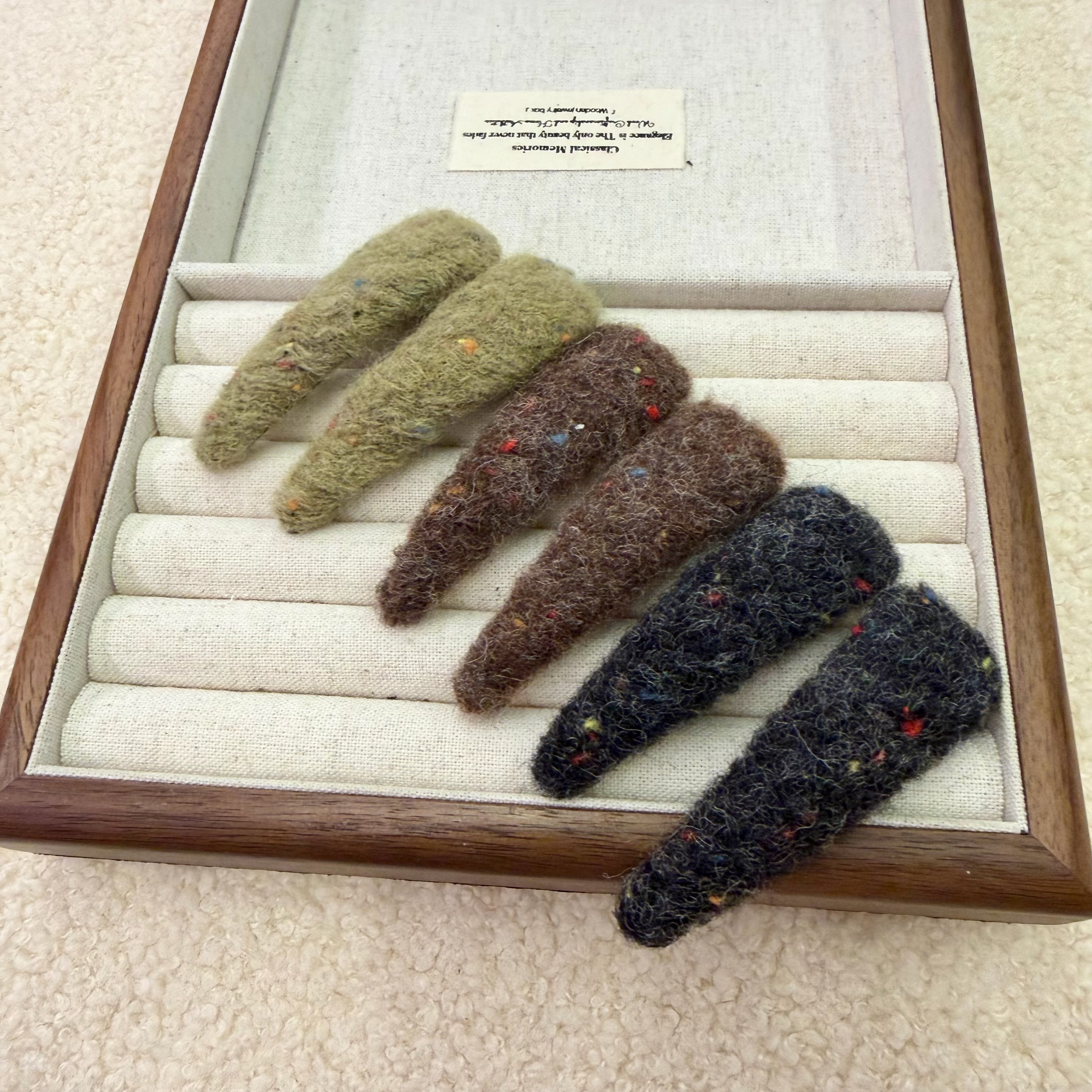 韩国秋冬新品毛线针织彩色小球球发夹BB夹高级感百搭刘海夹侧边夹