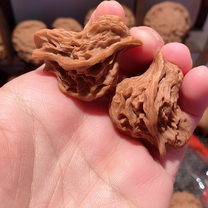 文玩核桃吊坠小鸟核桃