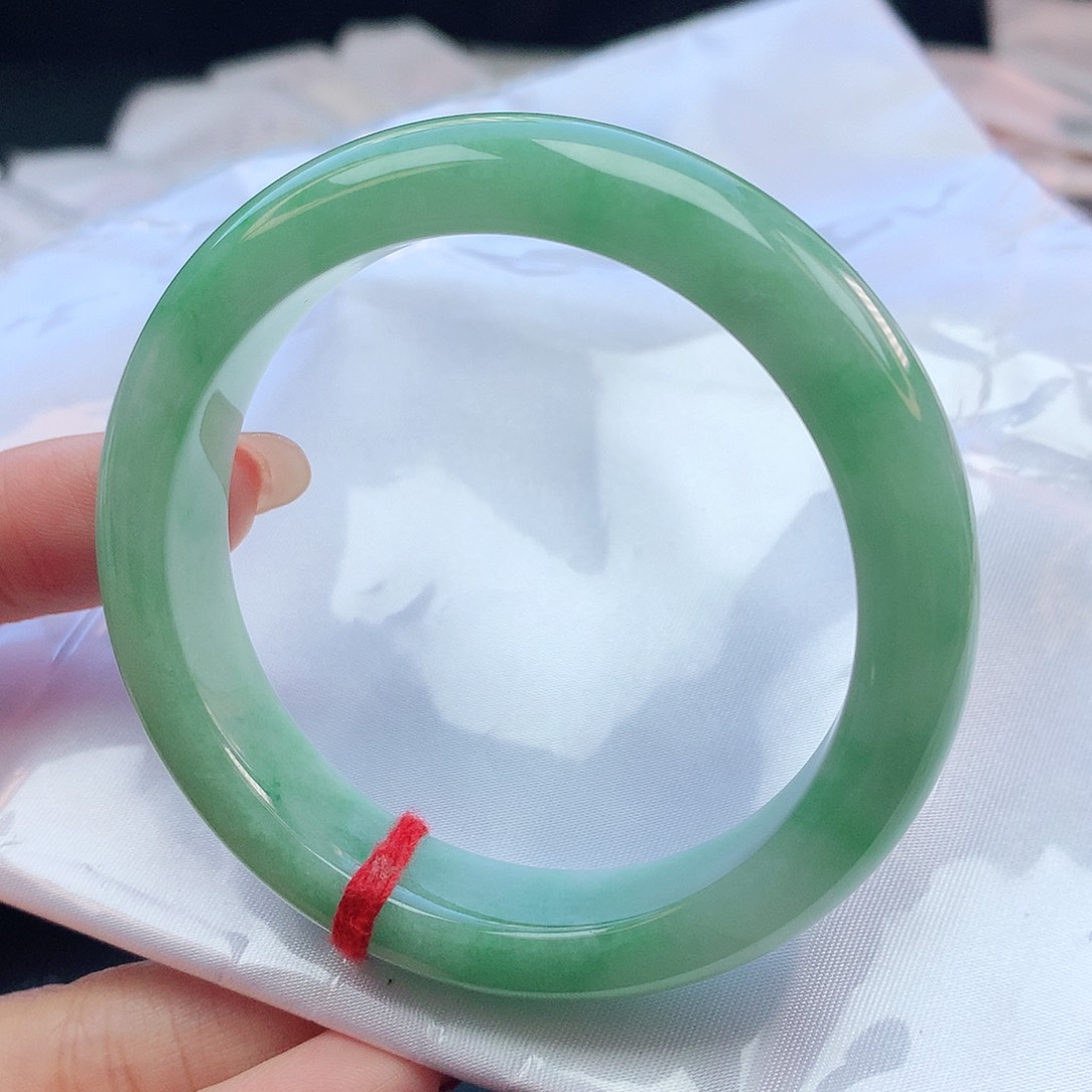 翡翠手镯未镶嵌54圈口882245