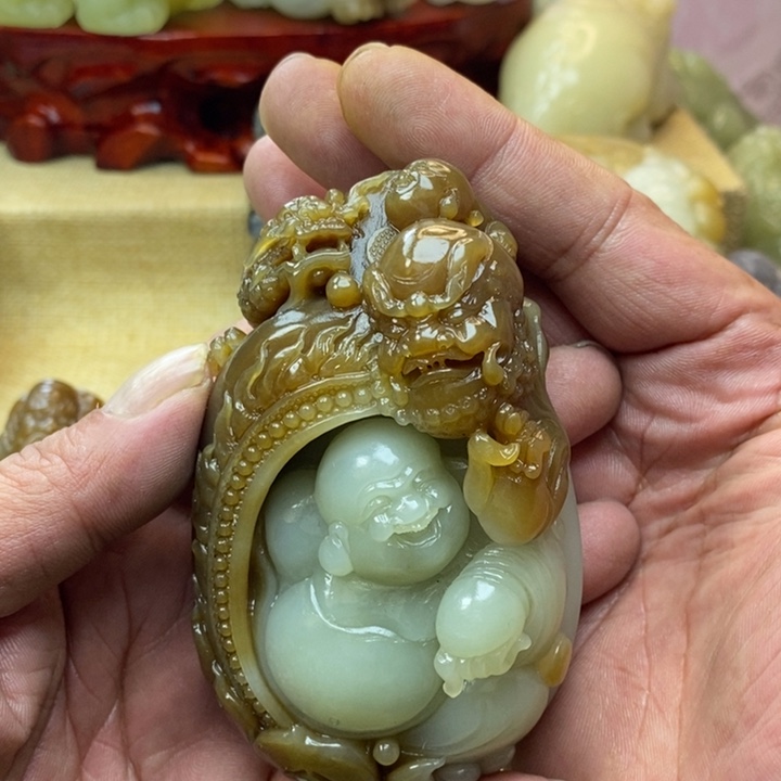 和田玉颈饰未镶嵌毛***仰