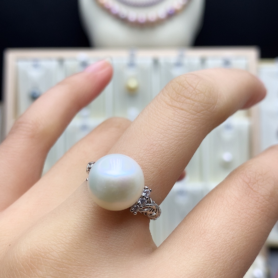 合金淡水珍珠颈饰