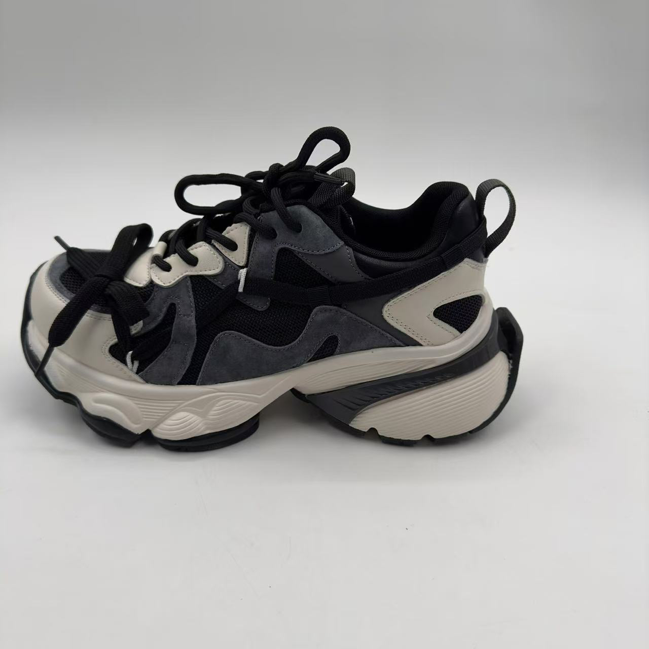 漫步佳人时尚经典款老爹鞋312004334E