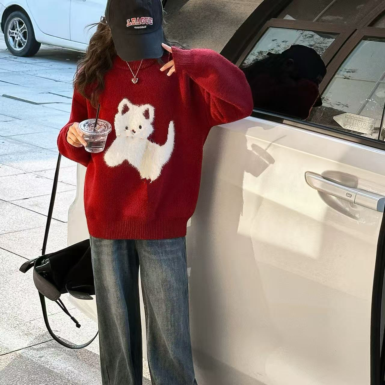 红色猫咪长袖套头毛衣
