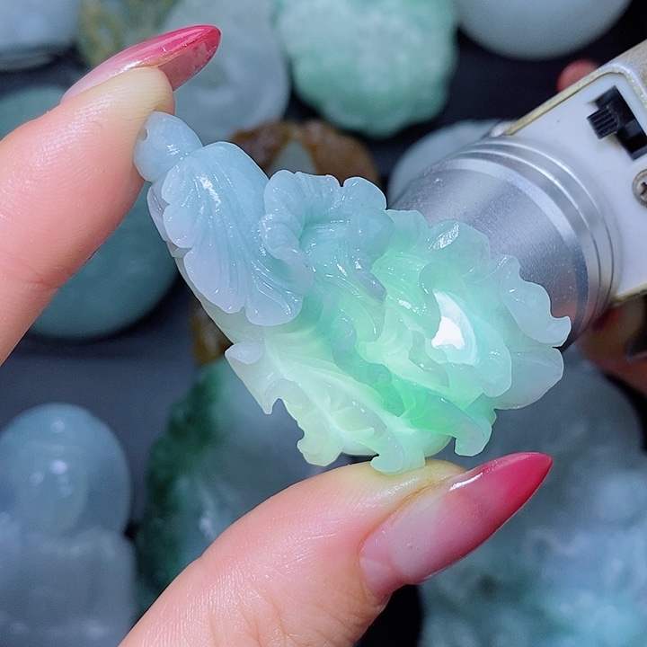 定制翡翠未镶嵌翡翠