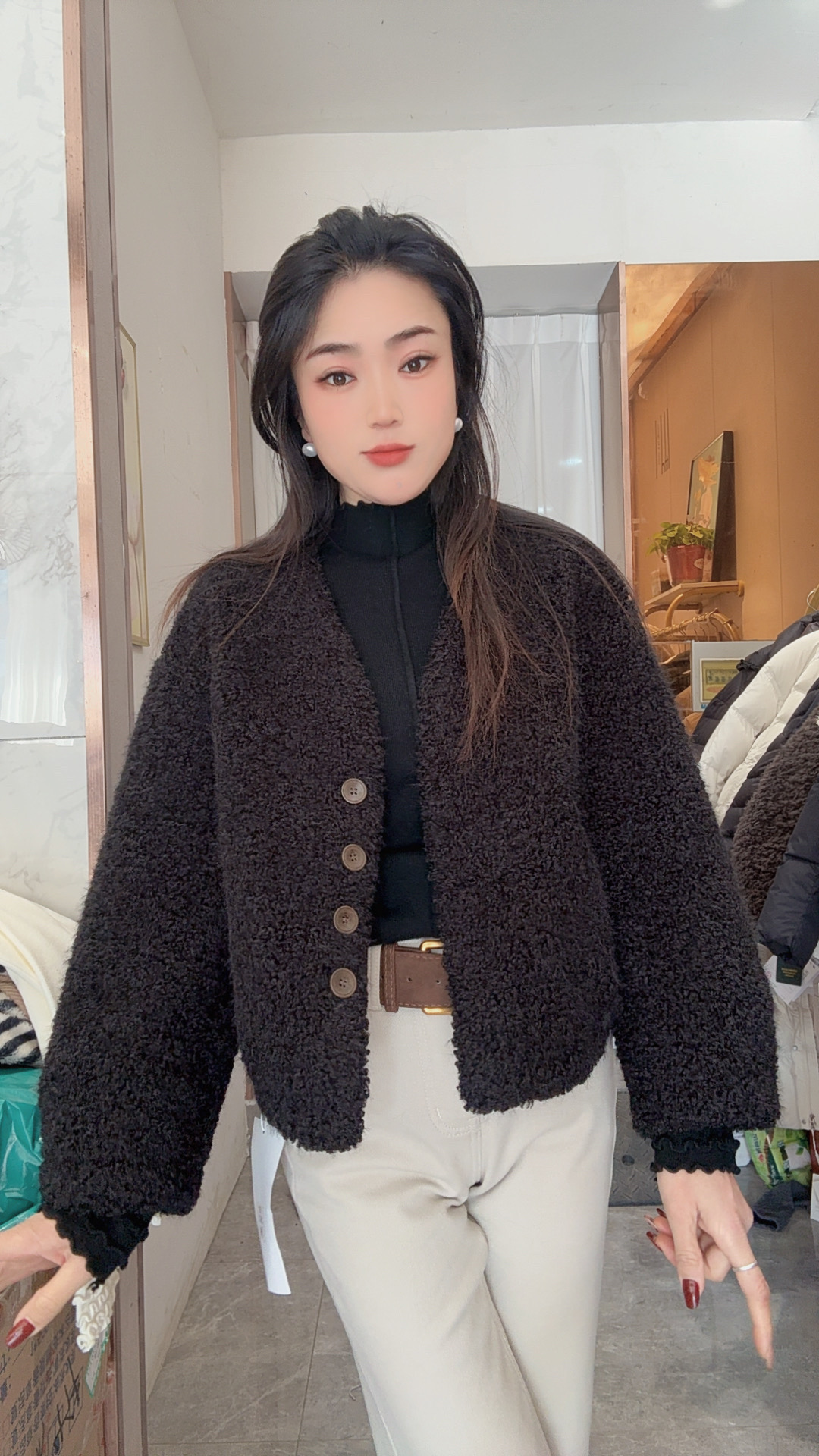 红衣俏家毛毛外套