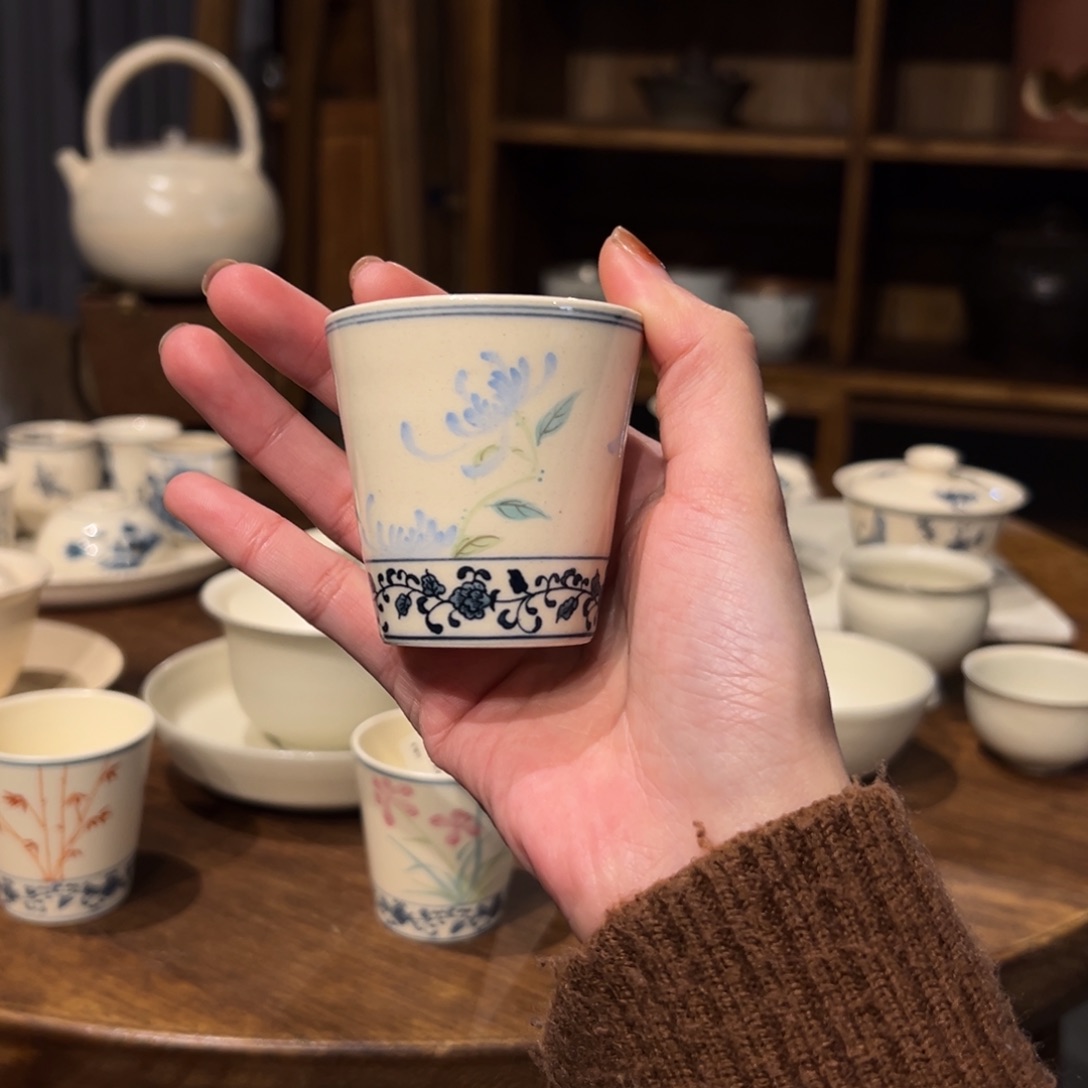 杯陶瓷。       陶瓷。         