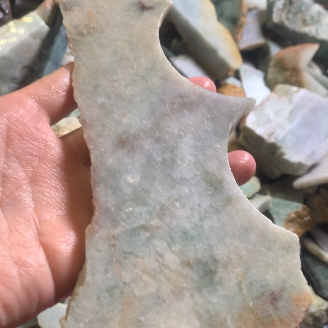 翡翠颈饰未镶嵌缅甸翡翠