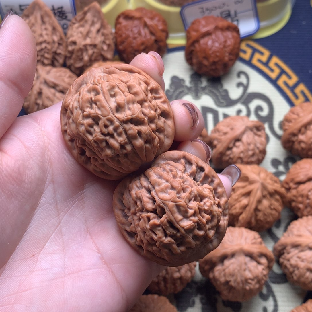 文玩核桃吊坠灰****洋莲花