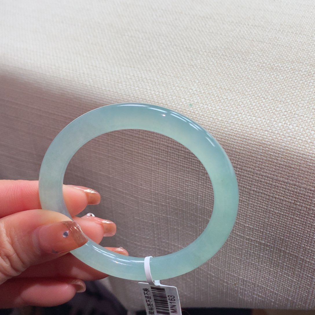 翡翠手镯未镶嵌8号